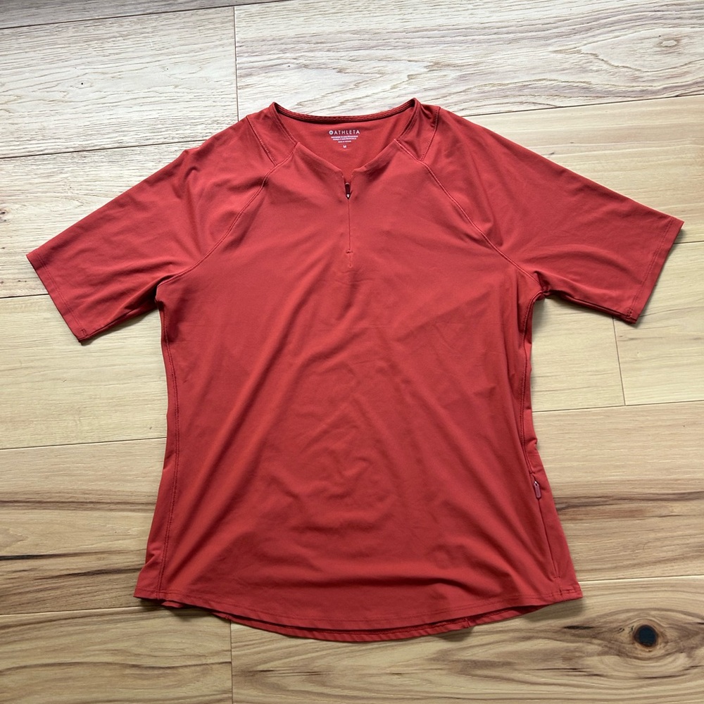 Women's Size Medium Athleta T-shirt
